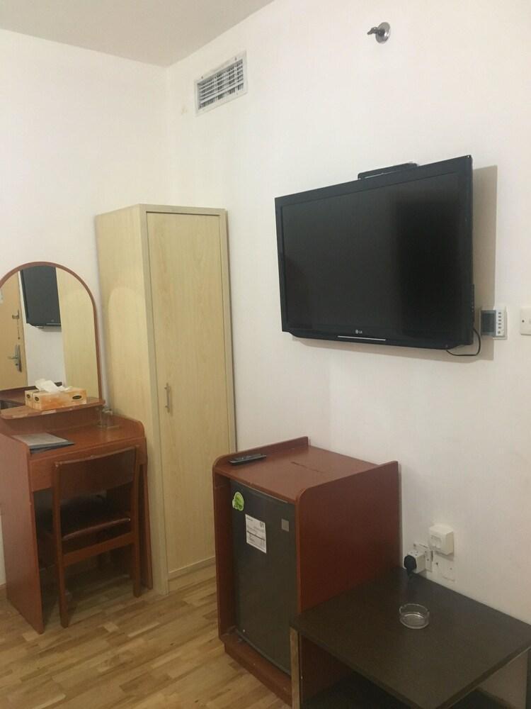 דובאי Everest International Hotel מראה חיצוני תמונה