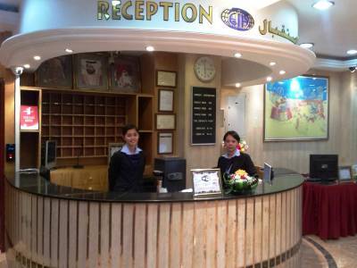 דובאי Everest International Hotel מראה חיצוני תמונה