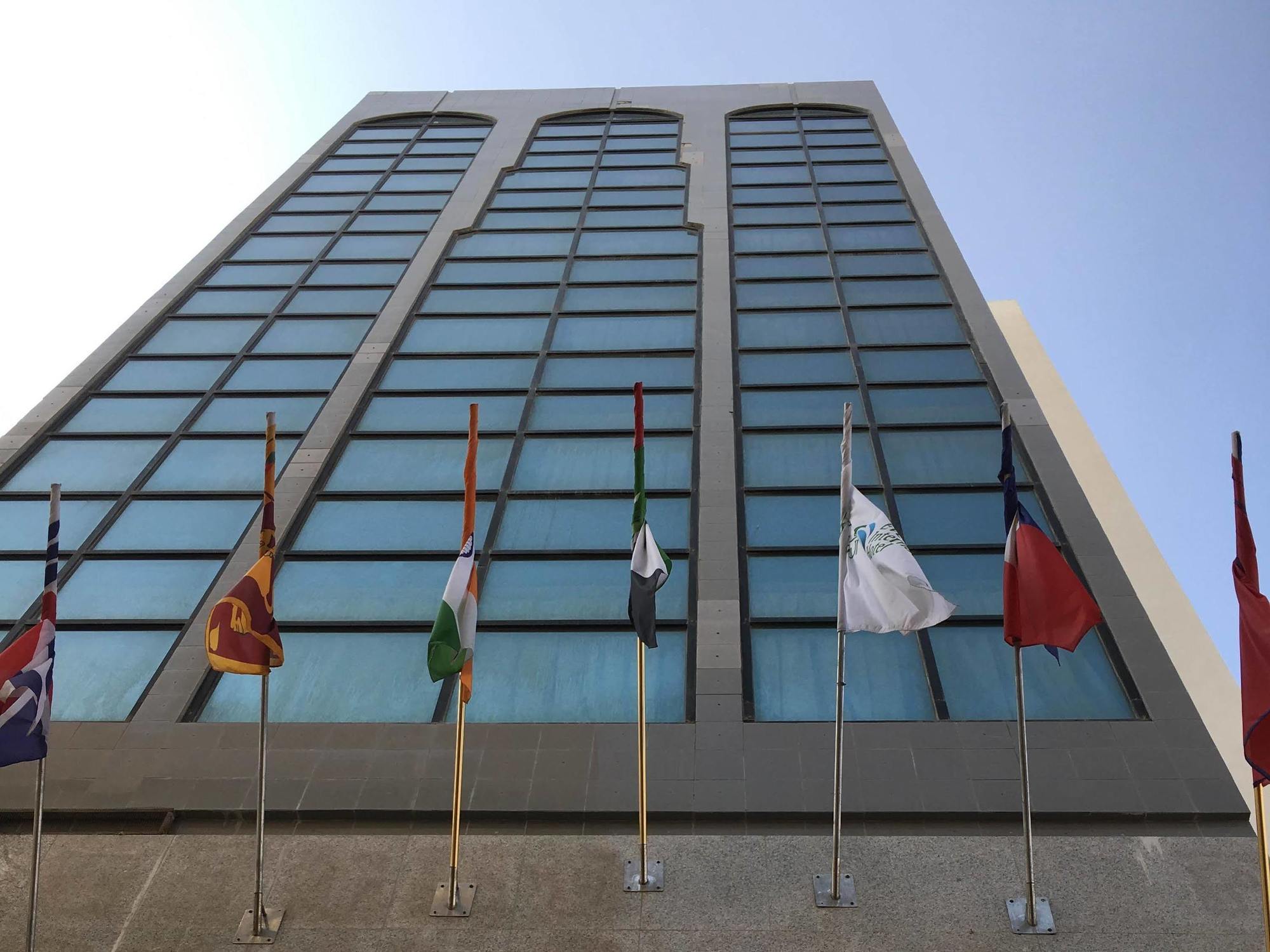 דובאי Everest International Hotel מראה חיצוני תמונה