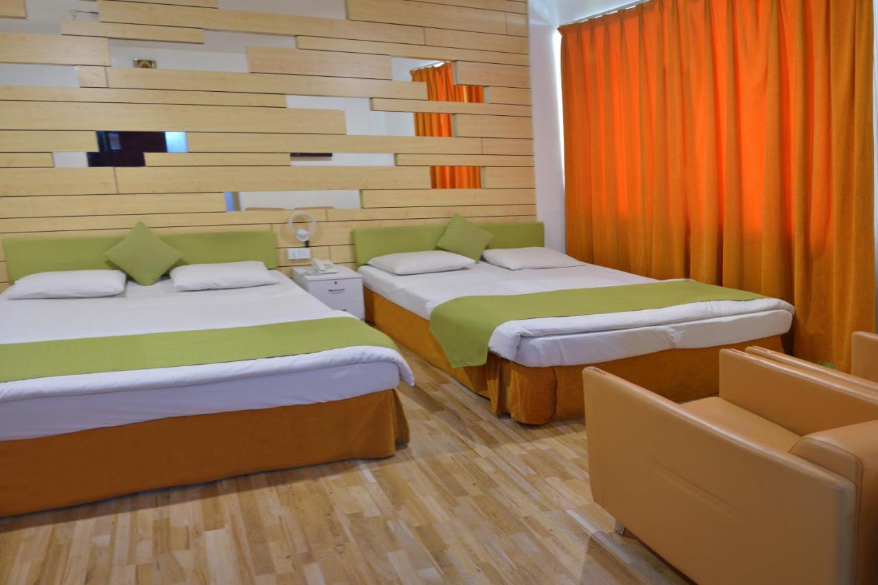 דובאי Everest International Hotel מראה חיצוני תמונה